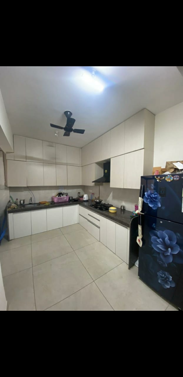 2 BHK Apartment For Rent in Aapte