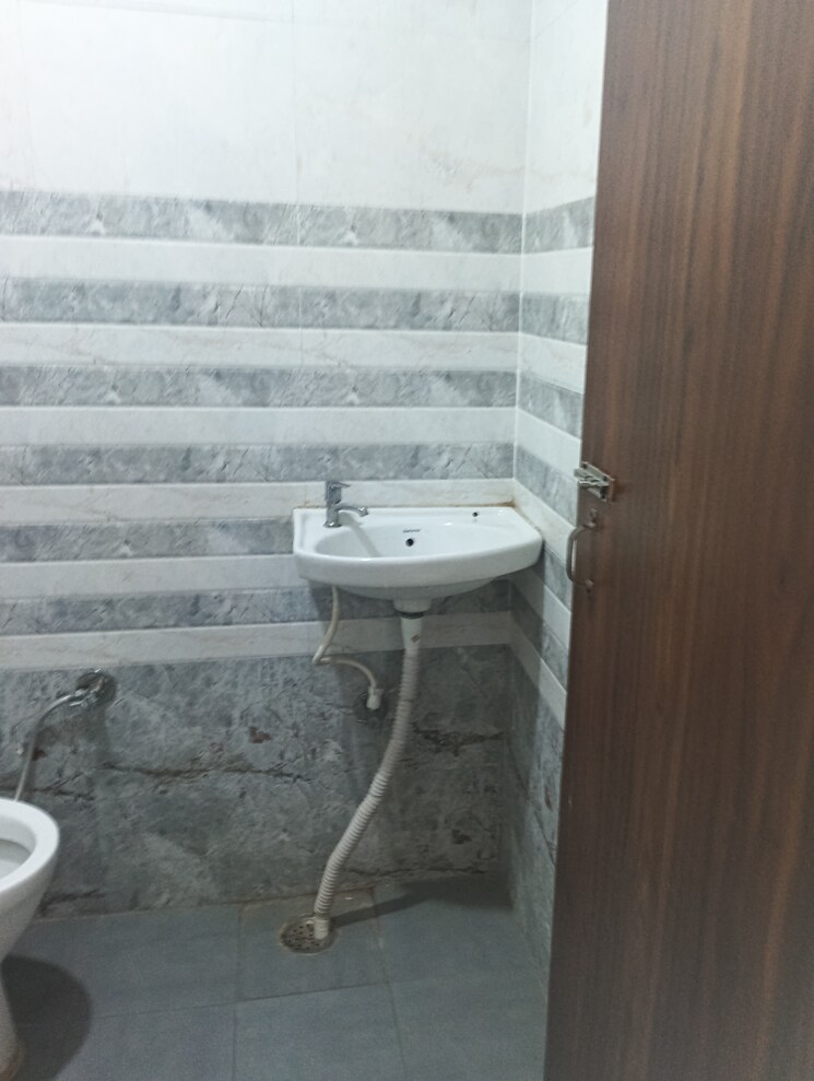 Floor Plan, vipul-plaza-faridabad Commercial Office Space 496 Sq.Ft. In Sector 81 Faridabad 8860065