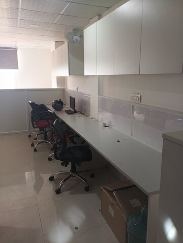 Team Area in  Office Space at Vipul Plaza Faridabad, Sector 81 – for Rent