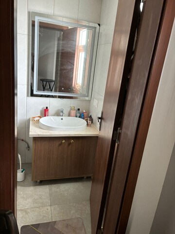 Bathroom in 3 BHK Apartment at Central Park Flower Valley Aqua Front Towers, Sohna Sector 33 – for Rent