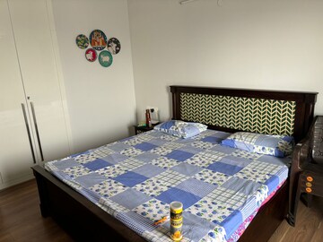 Bedroom in 3 BHK Apartment at Central Park Flower Valley Aqua Front Towers, Sohna Sector 33 – for Rent