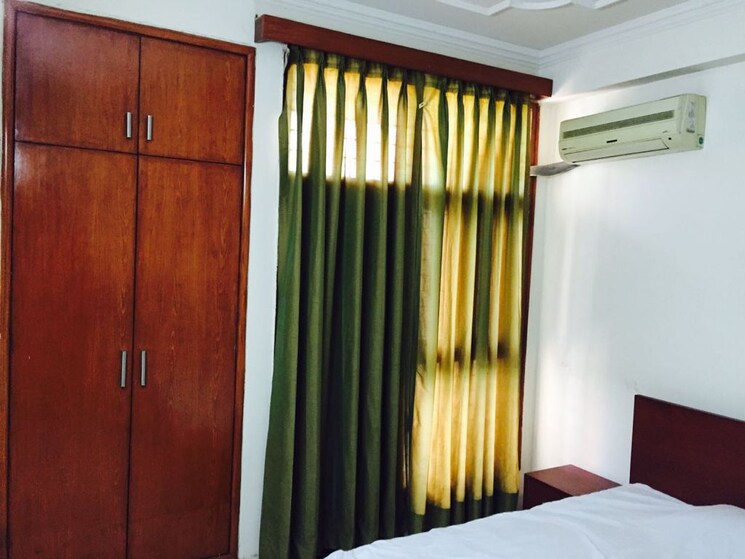 Bedroom, sector 22 dwarka 3 Bedroom 2000 Sq.Ft. Apartment In Sector 22 Dwarka Delhi 8860026