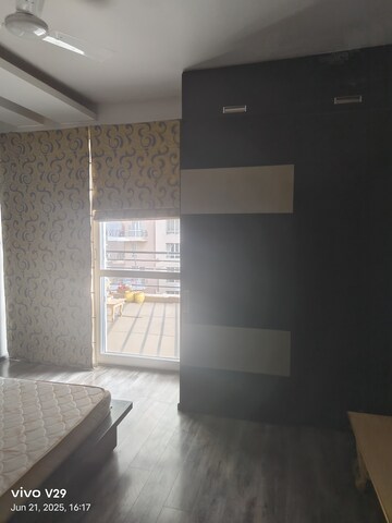 Bathroom in 3 BHK Apartment at Unitech Harmony, Sector 50 – for Rent