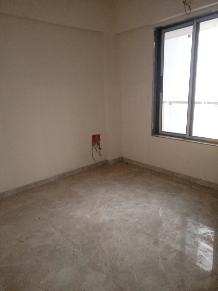 Room, kandivali west 3 Bedroom 1050 Sq.Ft. Apartment In Kandivali West Mumbai 8860104