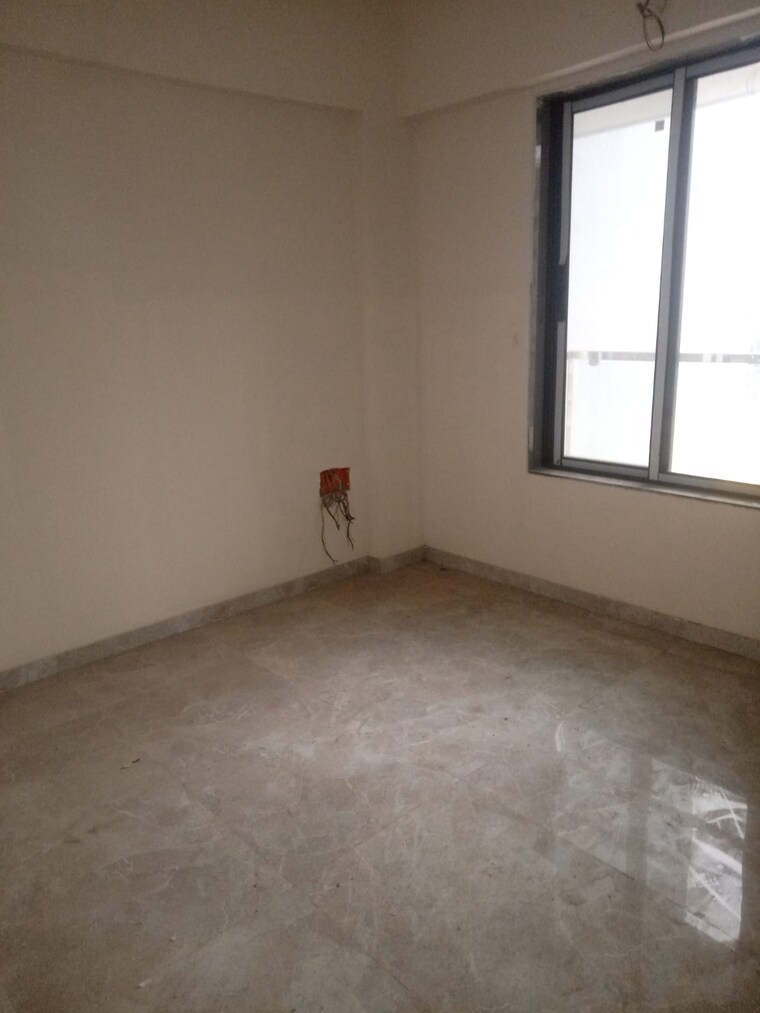Room, kandivali west 3 Bedroom 1050 Sq.Ft. Apartment In Kandivali West Mumbai 8860104