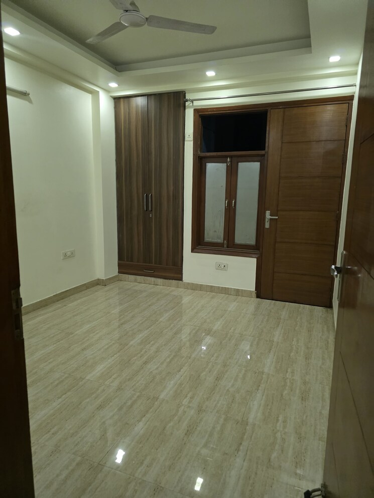 Room, chattarpur 3 Bedroom 1125 Sq.Ft. Builder Floor In Chattarpur Delhi 8860103