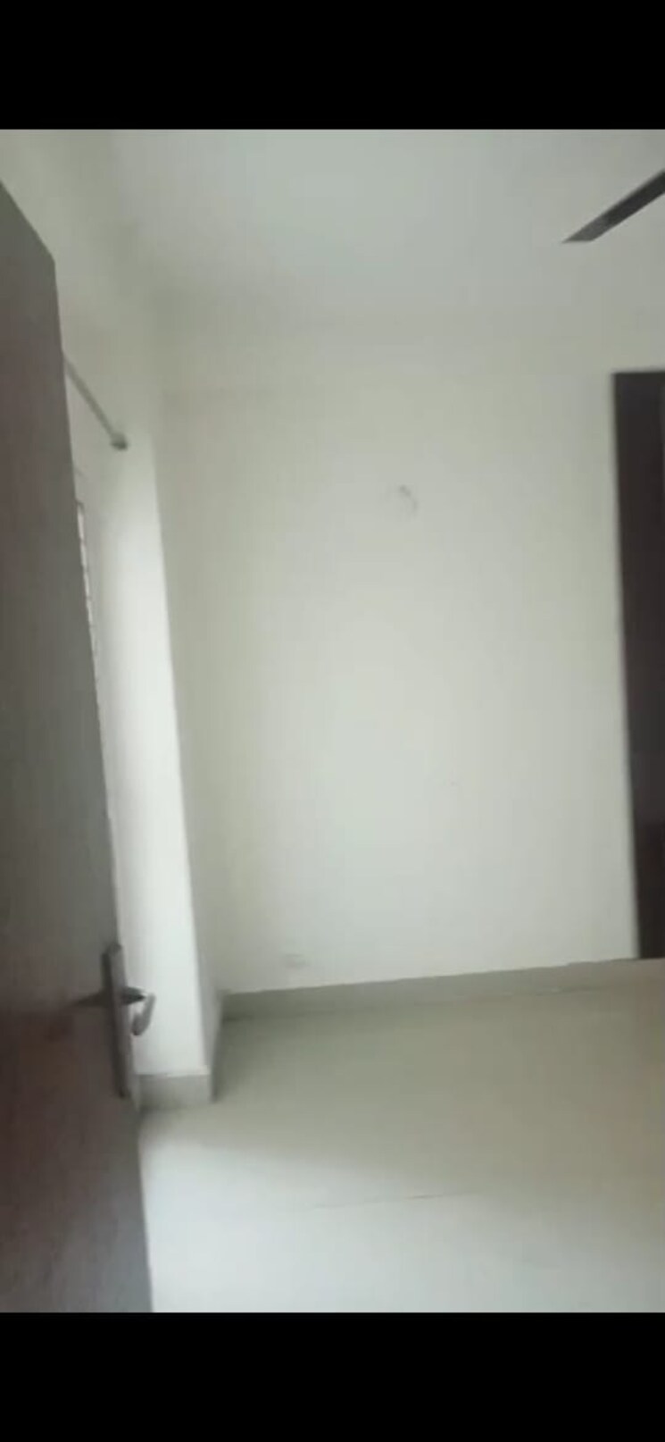 Room, amrapali-centurian-park 2.5 Bedroom 990 Sq.Ft. Apartment In Tech Zone 4 Greater Noida Greater Noida 8860159