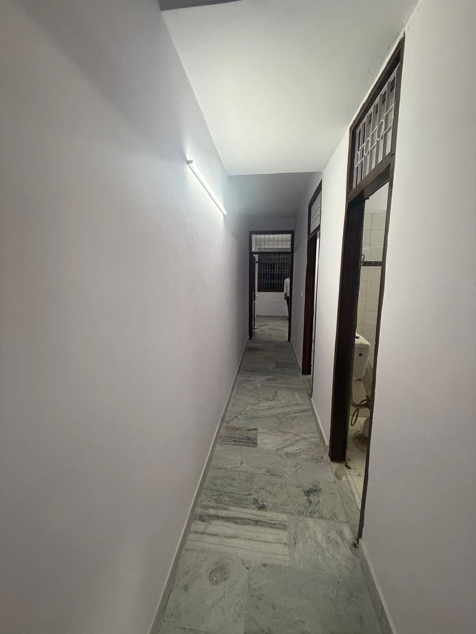 2 BHK Builder Floor For Rent in Kalkaji 