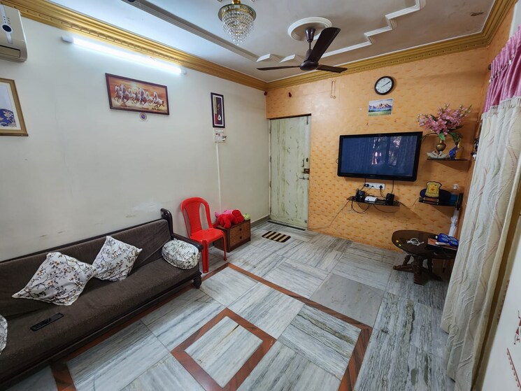 Living Room, shree-laxmi-park-1 2 Bedroom 900 Sq.Ft. Apartment In Vartak Nagar Thane 8860142
