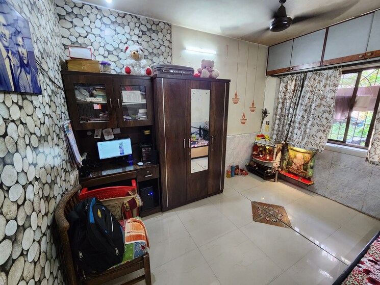 Living Room, shree-laxmi-park-1 2 Bedroom 900 Sq.Ft. Apartment In Vartak Nagar Thane 8860142