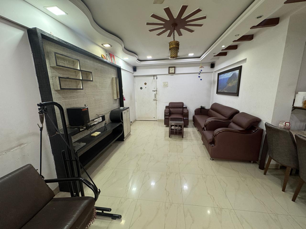 3 BHK Apartment For Rent in Mohan Pride