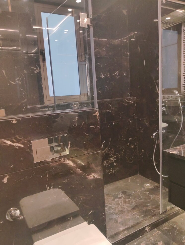 Bathroom, greater kailash ii 4 Bedroom 3000 Sq.Ft. Builder Floor In Greater Kailash ii Delhi 8860176