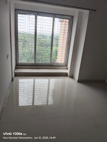 Room in 2.5 BHK Apartment at Sunshine Heights Ghasoli, Ghansoli – for Rent