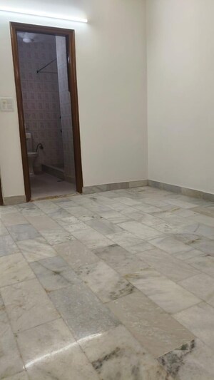 Room in 2 BHK Builder Floor at Chittaranjan Park – for Sale
