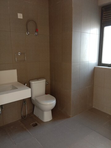 Bathroom in 3.5 BHK Apartment at Ireo Skyon, Sector 60 – for Rent