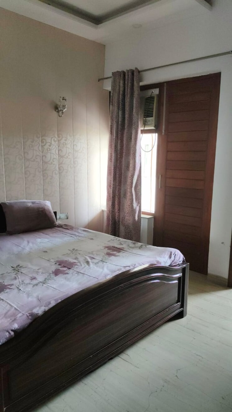 Bedroom, mansa devi 3.5 Bedroom 1700 Sq.Ft. Builder Floor In Mansa Devi Panchkula 8860212