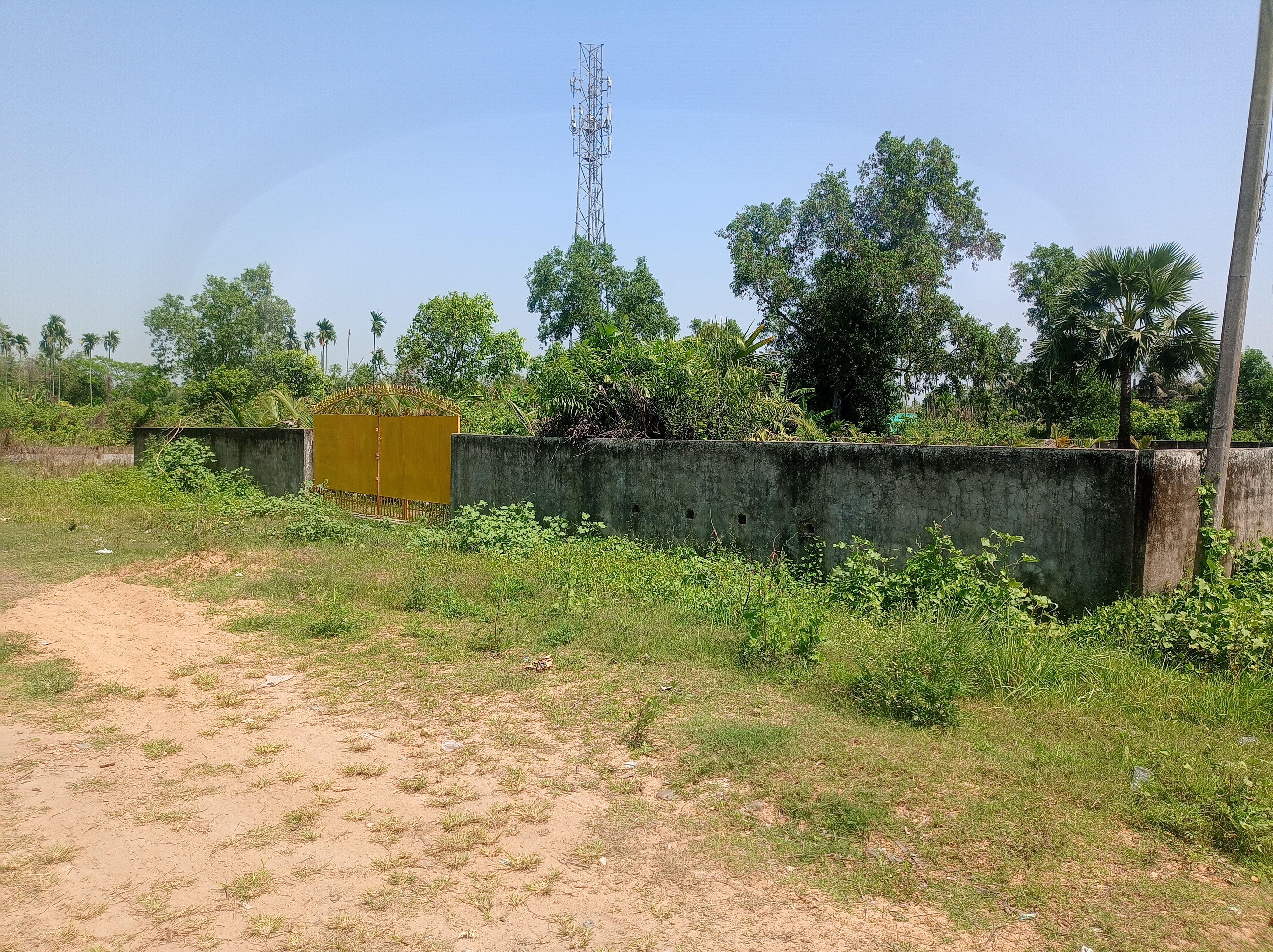 Plot For Sale in Southern Park