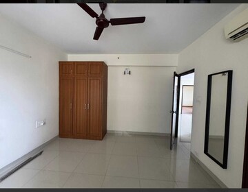 Room in 3 BHK Apartment at Ramky Towers, Gachibowli – for Rent