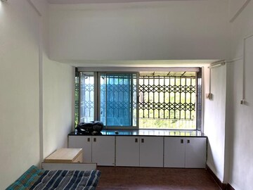 Bedroom in 1 BHK Builder Floor at Suchidham Complex, Goregaon East – for Rent