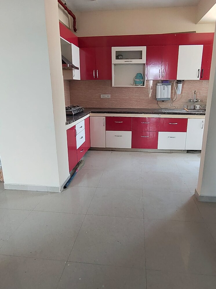 Kitchen, gomti nagar 3 Bedroom 1800 Sq.Ft. Apartment In Gomti Nagar Lucknow 8860313