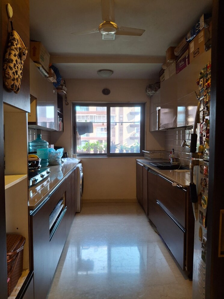 Kitchen, man-shanti-sadan 3 Bedroom 1100 Sq.Ft. Apartment In Bandra West Mumbai 8860320