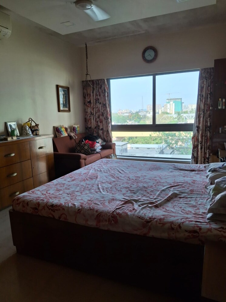 Bedroom, man-shanti-sadan 3 Bedroom 1100 Sq.Ft. Apartment In Bandra West Mumbai 8860320