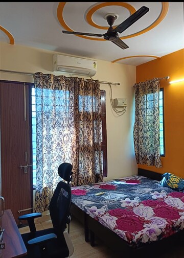 Bedroom in 2.5 BHK Villa at Sector 21 – for Rent