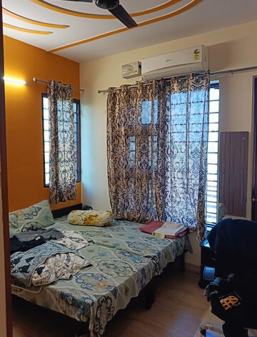 Bedroom in 2.5 BHK Villa at Sector 21 – for Rent
