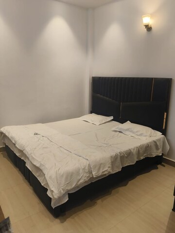 Room in  Pg at Sushant Lok I – for Rent
