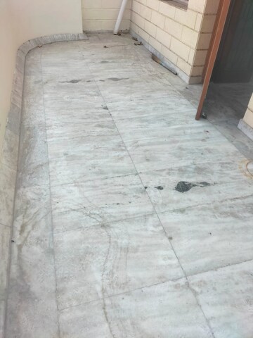 Room in 3 BHK Builder Floor at Greater Kailash I – for Rent