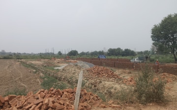 2.5 BHK Villa For Sale in Noida Greater Noida Expressway