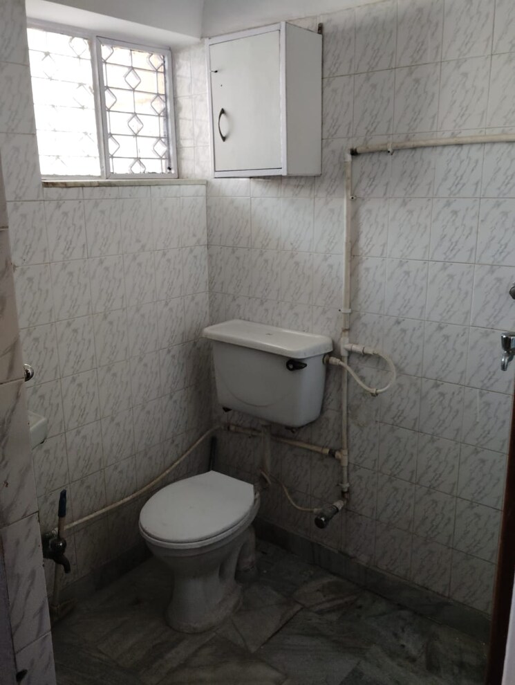 Bathroom, sector 19 3 Bedroom 2150 Sq.Ft. Independent House In Sector 19 Faridabad 8860558