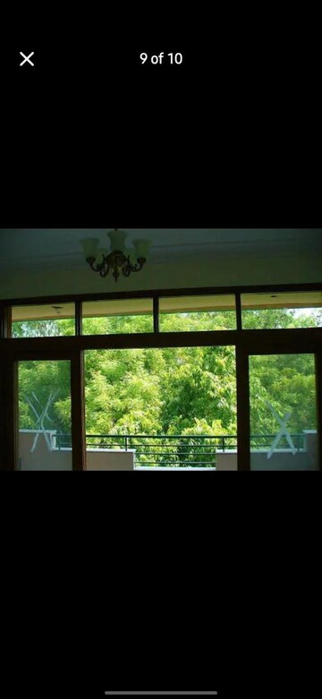 2 BHK Builder Floor For Rent in Sarvapriya Vihar