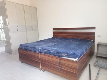Room in  Pg at Sushant Lok I – for Rent