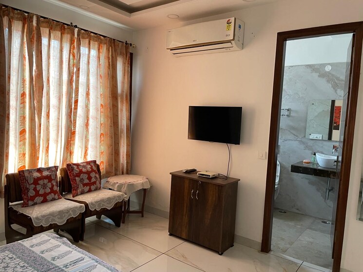 Living Room, sector 38 1 Bedroom 800 Sq.Ft. Builder Floor In Sector 38 Chandigarh 8860639