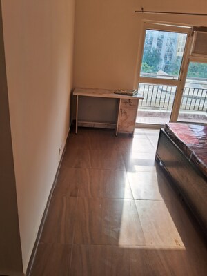 Kitchen in 3.5 BHK Apartment at Aims Golf City, Sector 75 – for Sale