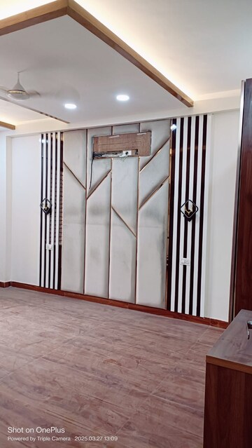 Balcony in 3 BHK Builder Floor at Sector 37 – for Rent