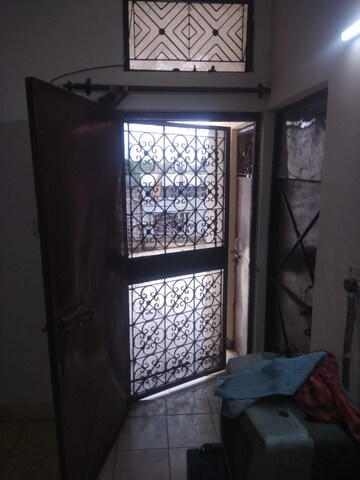 Room in 1 RK Builder Floor at Kalkaji – for Rent