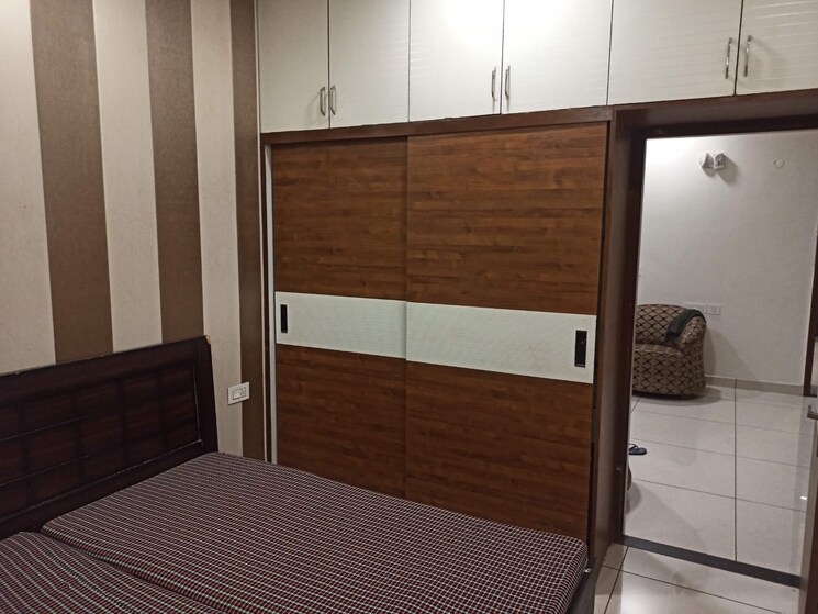 Room, dhakoli 2 Bedroom 900 Sq.Ft. Apartment In Dhakoli Zirakpur 8860760