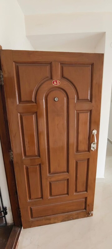Furnished Amenities in 3 BHK Builder Floor at Tambaram West – for Sale