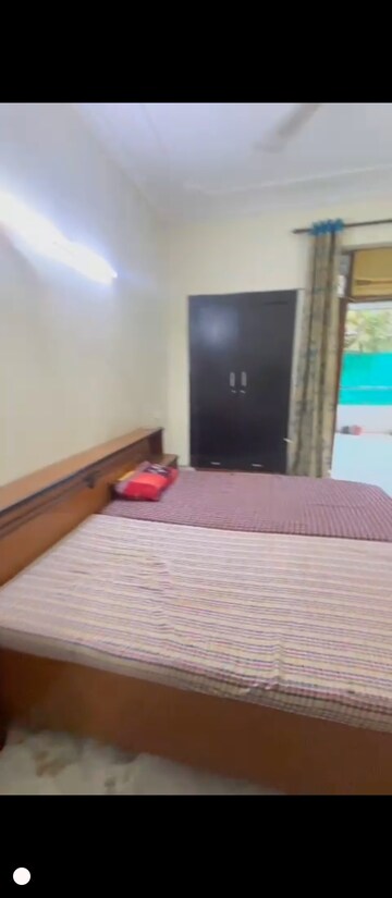 Bedroom in 4 BHK Builder Floor at DLF Atria, Dlf Phase ii – for Rent