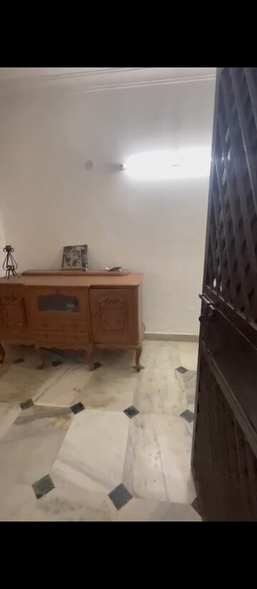 Bathroom in 4 BHK Builder Floor at DLF Atria, Dlf Phase ii – for Rent