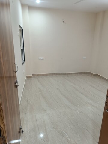 2 BHK Builder Floor For Rent in Dharam Flats, Palam Vihar Extension
