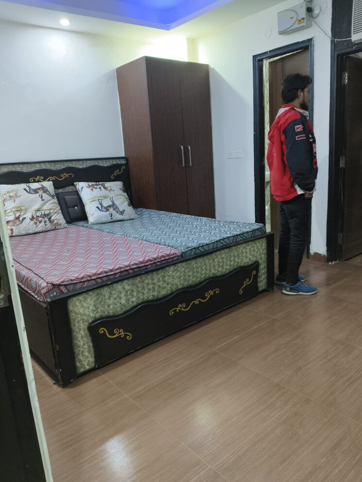 Bedroom, sushant lok i 1 Bedroom 500 Sq.Ft. Builder Floor In Sushant Lok I Gurgaon 8860814