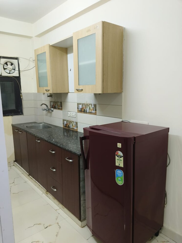 Kitchen, sushant lok i 1 Bedroom 500 Sq.Ft. Builder Floor In Sushant Lok I Gurgaon 8860814