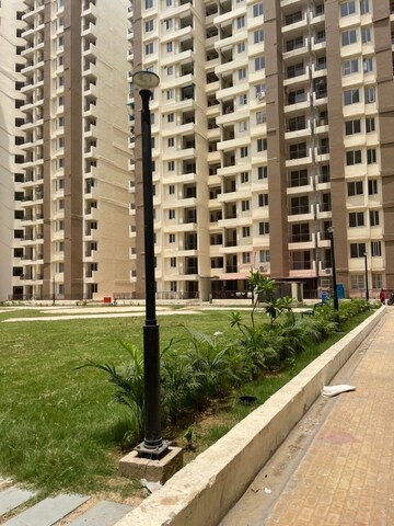 Balcony in 3 BHK Apartment at Amrapali Golf Homes, Sector 4 Greater Noida – for Rent