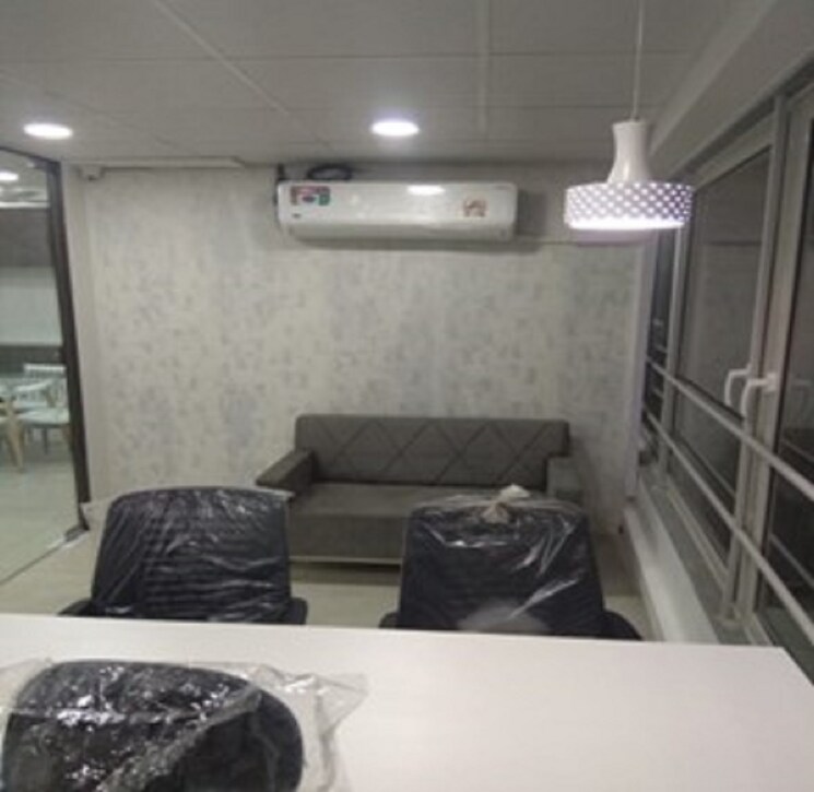 Team Area, navrangpura Commercial Office Space 1365 Sq.Ft. In Navrangpura Ahmedabad 8860980