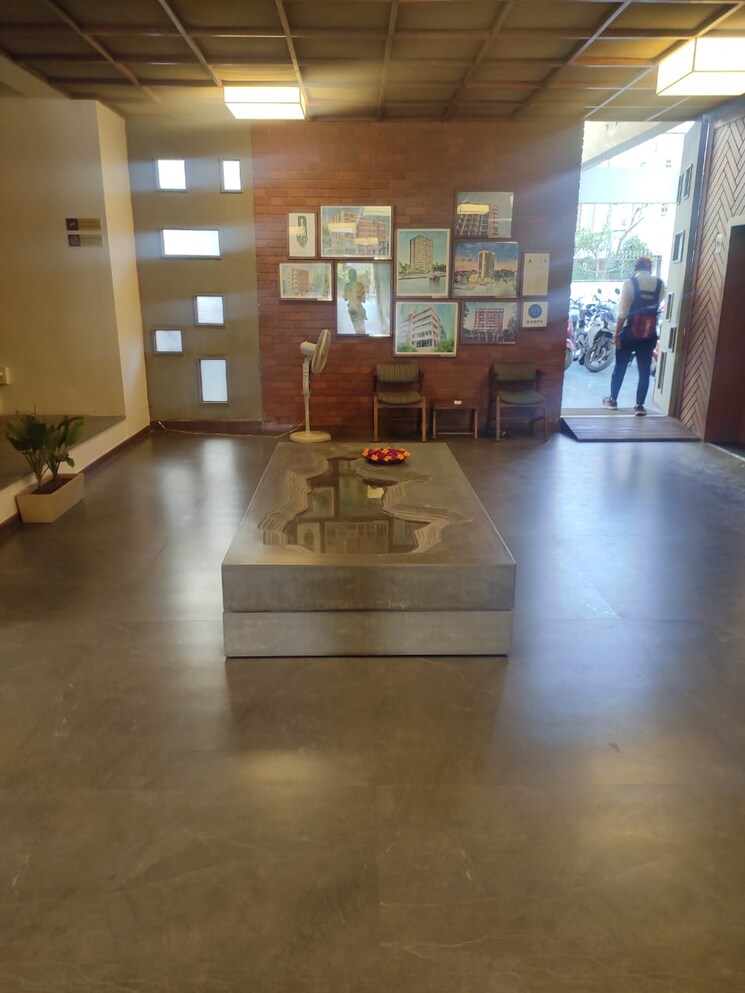 Living Room, navrangpura Commercial Office Space 1365 Sq.Ft. In Navrangpura Ahmedabad 8860980