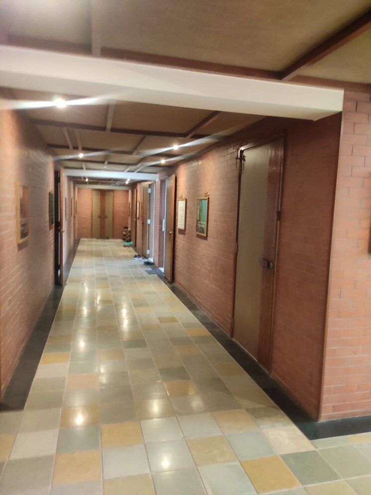 undefined, navrangpura Commercial Office Space 1365 Sq.Ft. In Navrangpura Ahmedabad 8860980