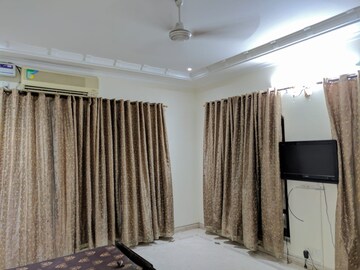 6 BHK Independent House For Sale in Sector 45